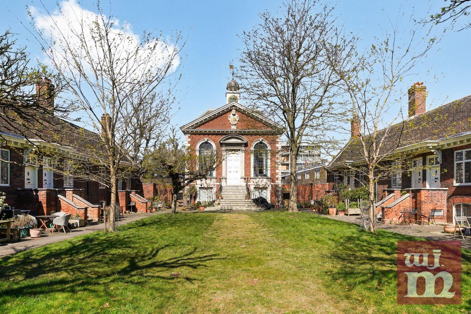 Trinity Green, Stepney